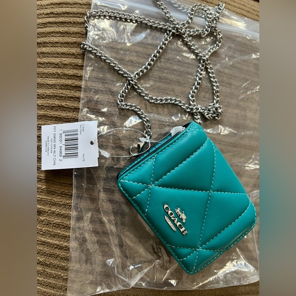 NWT Coach Mini Wallet On A Chain With Puffy Diamond Quilting - Picture 4 of 6